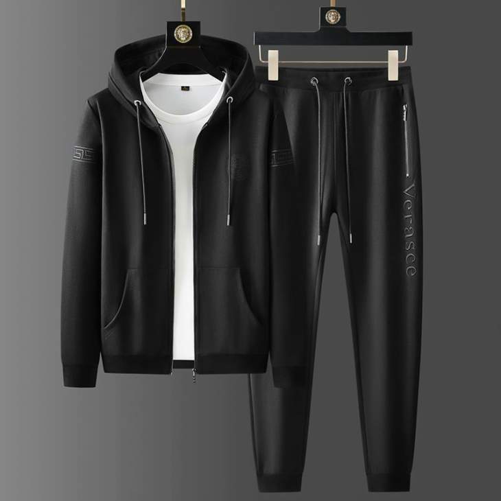 Picture of Versace Sweater Suits _SKUVersaceM-4XL25cr36942945